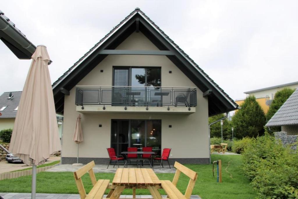 U16 Og - Komfortable Ferienwohnung Mit Kamin, Wlan Und Seeblick Marienfelde Екстериор снимка